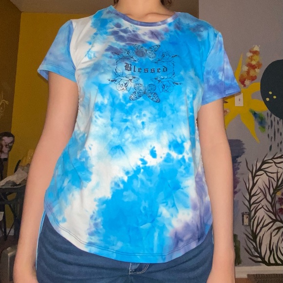 Short sleeve tie-dye shirt mainly blue and white - Picture 7 of 8